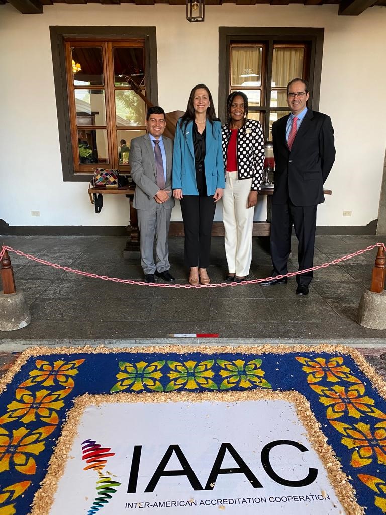 2022-08_IAAC_GA-Antigua_Chair-VC-Secs